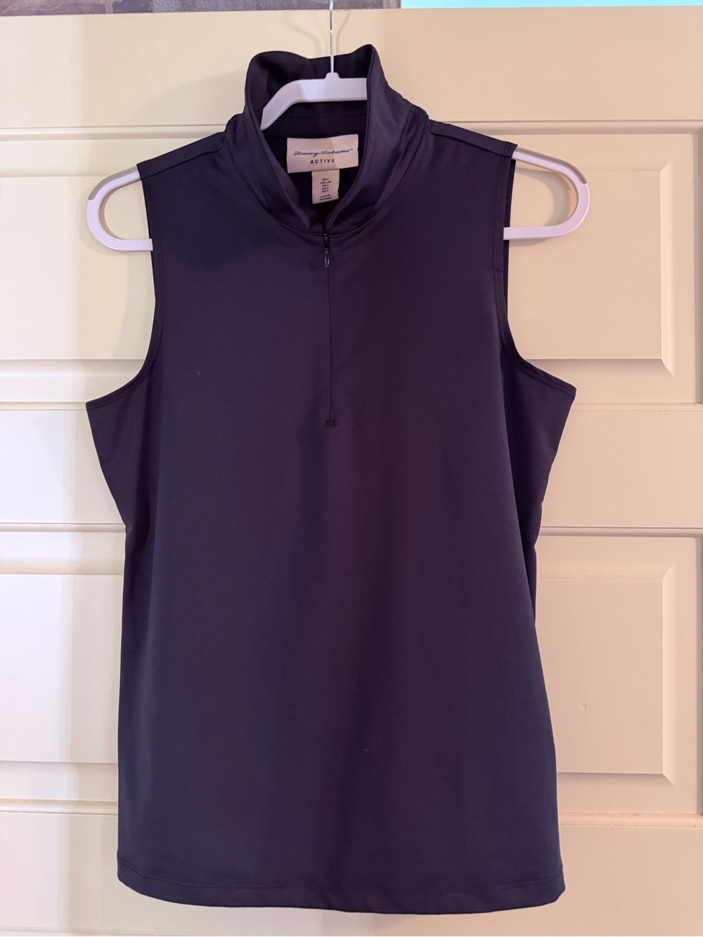 Tommy Bahama Sleeveless Zip Mock Neck Tank Top in Black